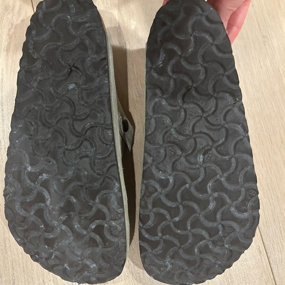 Birkenstock Boston Suede Clogs - Picture 3 of 4